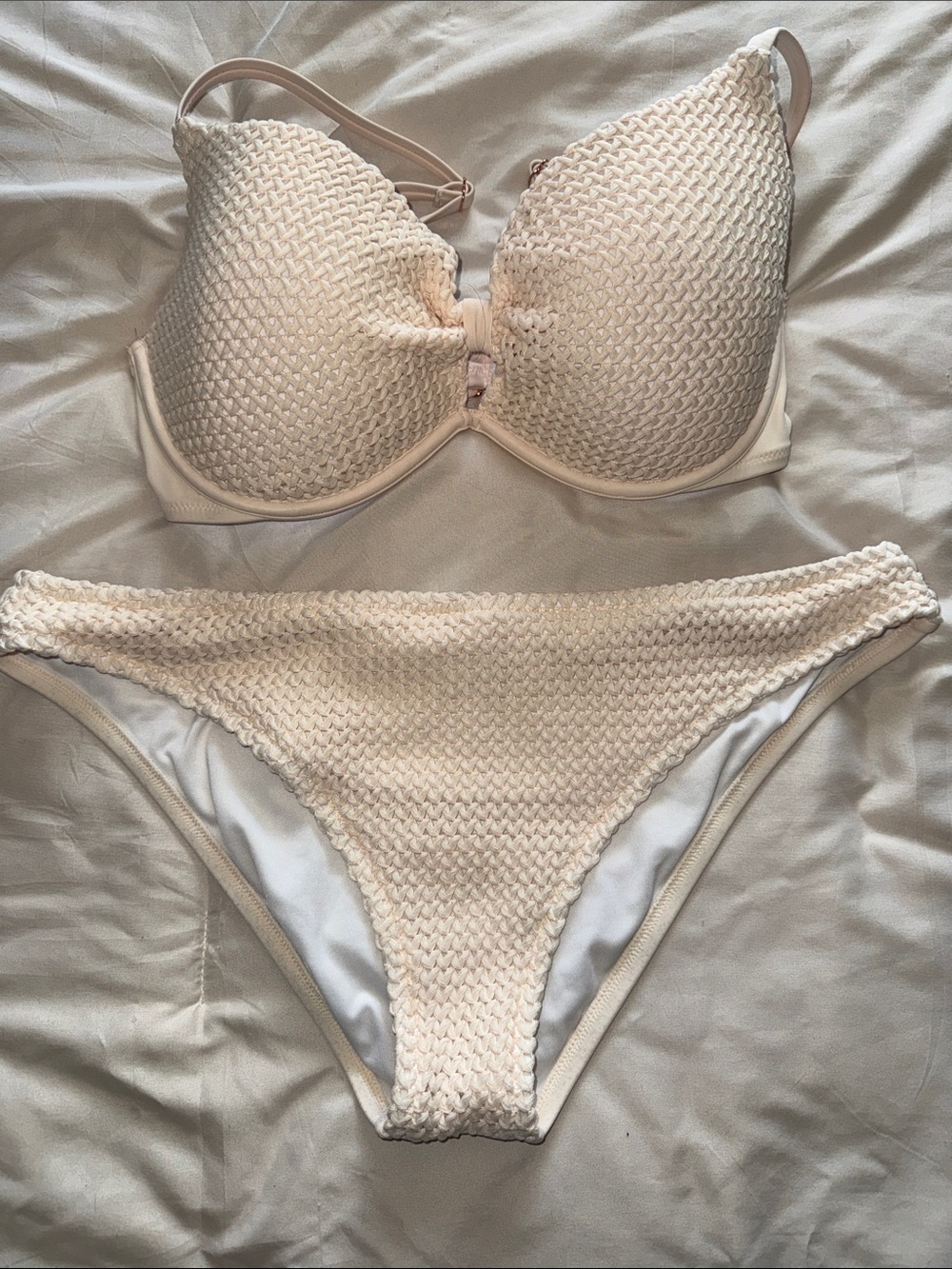Shade & shore knit bikini 34DD large bottom - Picture 2 of 11